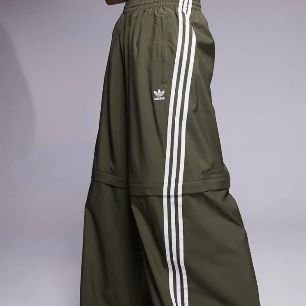 ADIDAS ADILENIUM SEASON 2OVERSIZED ZIP-OFF TRACKPANTS (Green)Women's Origin